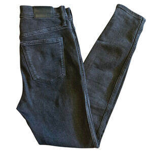 Madewell Black 10" High Rise Skinny Size 28